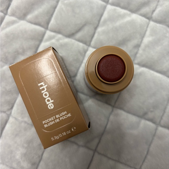 RHODE Pocket Blush - Picture 2 of 3